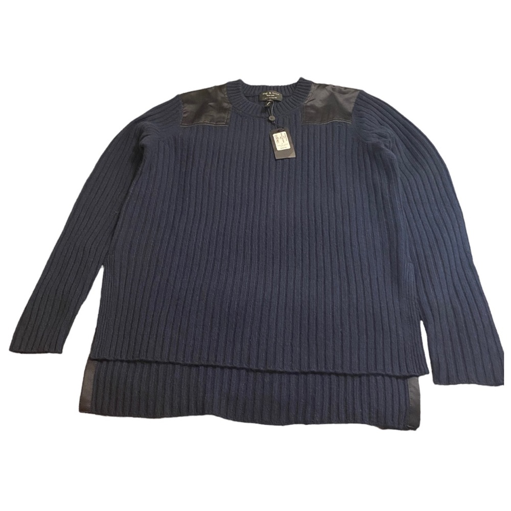 ✨Rag & Bone Navy Crew Sweater✨
Small Petite | NWT | $250 💙 100% Cashmere & Silk